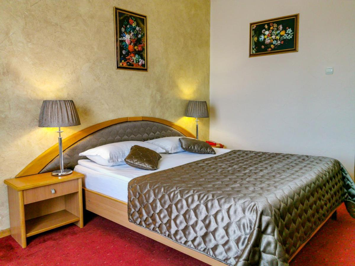 Hotel Belvedere Predeal Exterior foto