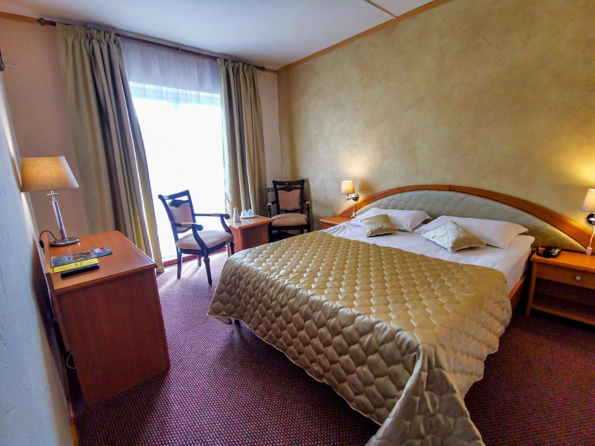 Hotel Belvedere Predeal Exterior foto