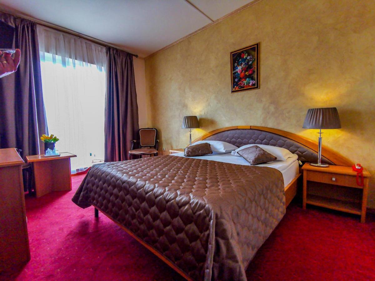Hotel Belvedere Predeal Exterior foto