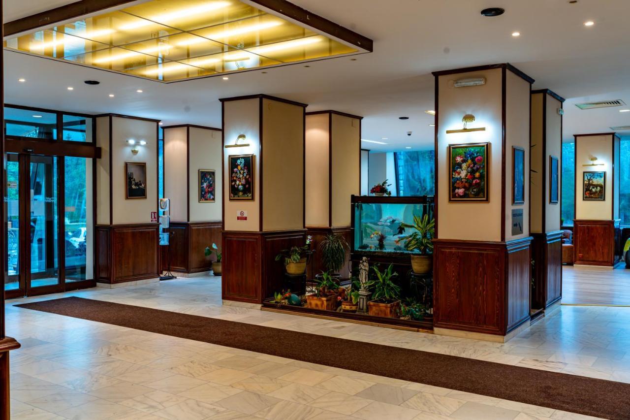 Hotel Belvedere Predeal Exterior foto