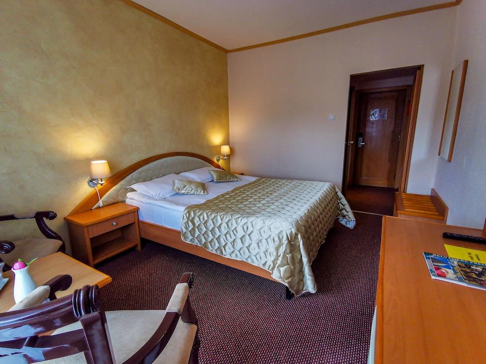 Hotel Belvedere Predeal Exterior foto
